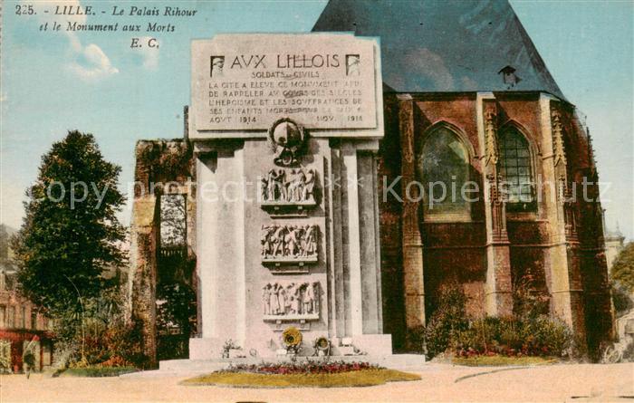 Lille 59 Le Palais Rihour et le Monument aux Morts