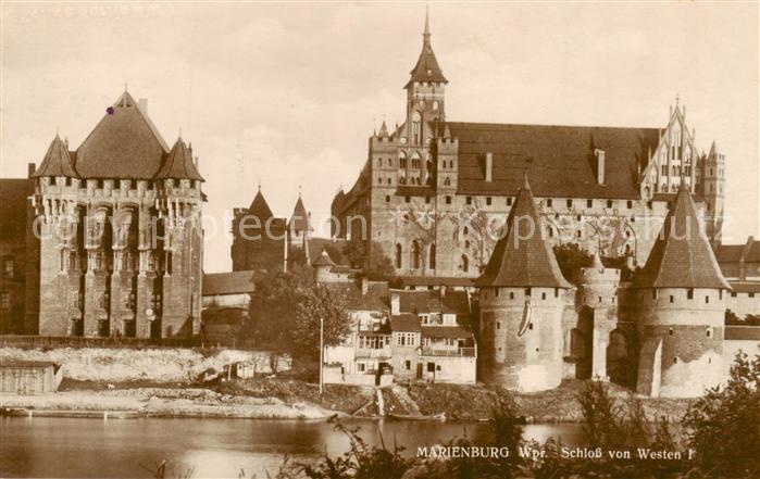 Marienburg  Westpreussen Malbork PL Schloss von Westen