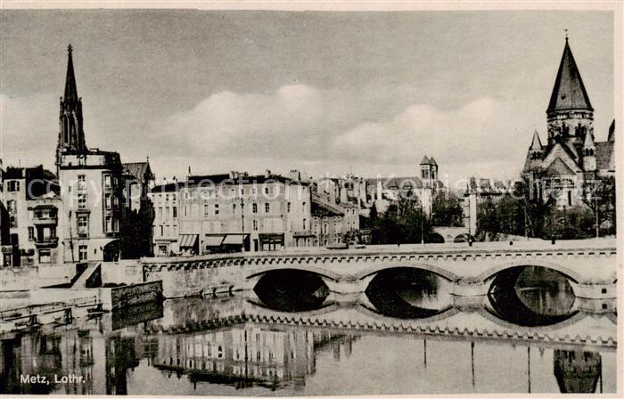 Metz  57 Moselle Moselpartie mit Bruecke und Kirche
