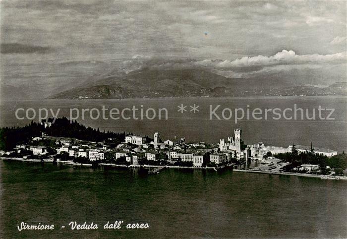 Sirmione Lago di Garda Veduta dall'aereo