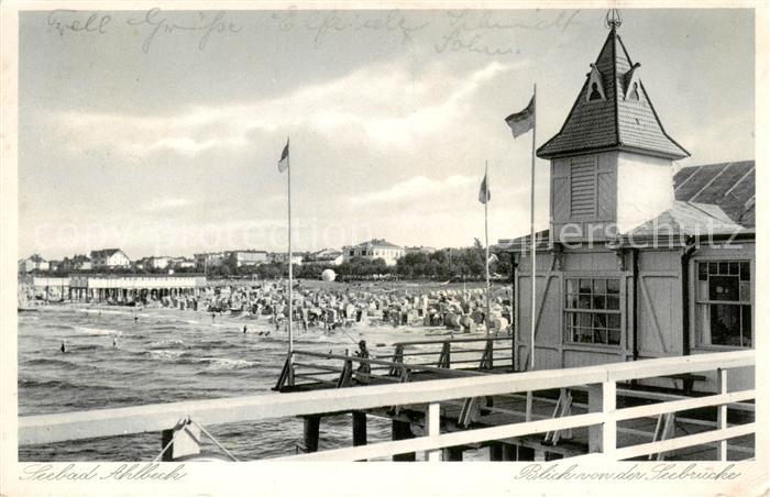 Ahlbeck Ostseebad Blick von der Seebruecke Strand