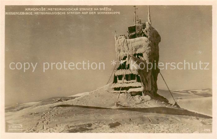 Riesengebirge Krkonose Karkonosze Meteorologische Station auf der Schneekoppe