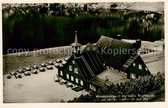 Riesengebirge Krkonose Karkonosze Die Kleine Teichbaude mit dem Kleinen Teich