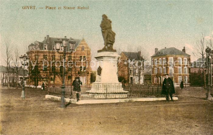 Givet Ardennes Place et Statue Mehul