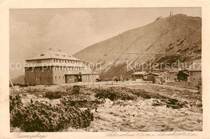 Riesengebirge Krkonose Karkonosze Schlesierhaus mit Schneekoppe