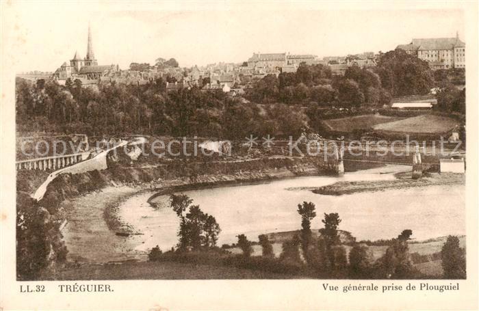 Treguier Cotes d Armor Vue generale prise de Plouguiel