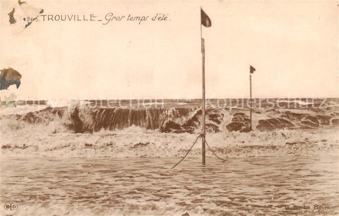 Trouville-sur-Mer Gros temps d ete