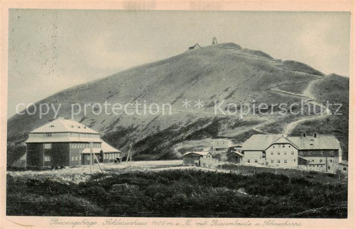 Riesengebirge Krkonose Karkonosze Schlesierhaus mit Riesenbaude und Schneekoppe