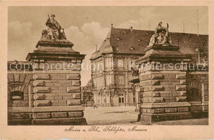 Mainz  Rhein Schlosstor Museum