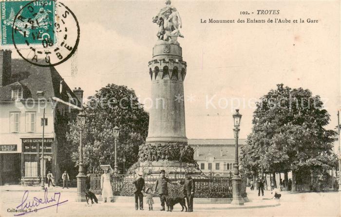 Troyes 10 Le Monument des Enfants de l’Aube et la Gare