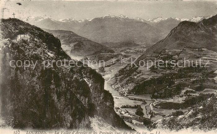 Lourdes 65 La Vallee d’Argeles et les Pyrenees vue
