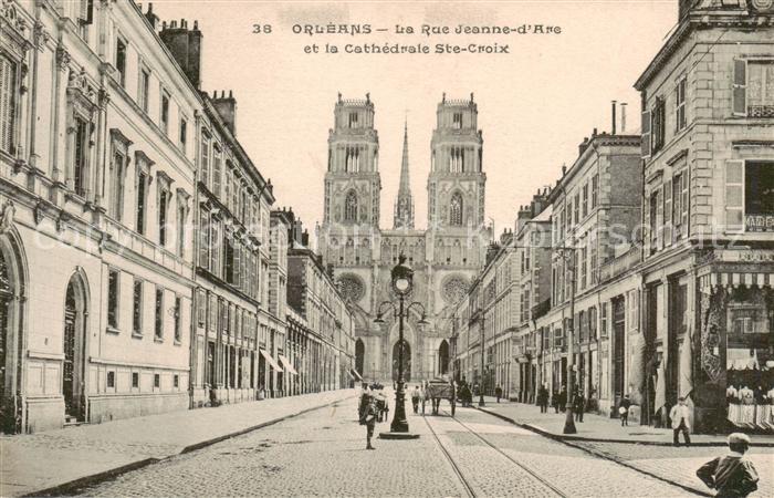 Orleans 45 Loiret La Rue Jeanne d’Arc et la Cathedrale Ste Croix