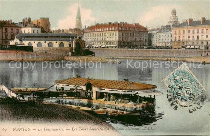 Nantes 44 La Poissonnerie Les Tours Saint Nicolas et Saint Clement