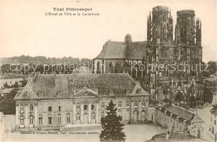 Toul 54 Hotel de Ville et la Cathedrale