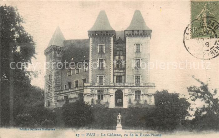 Pau 64 Le Chateau vue de la Basse Plante