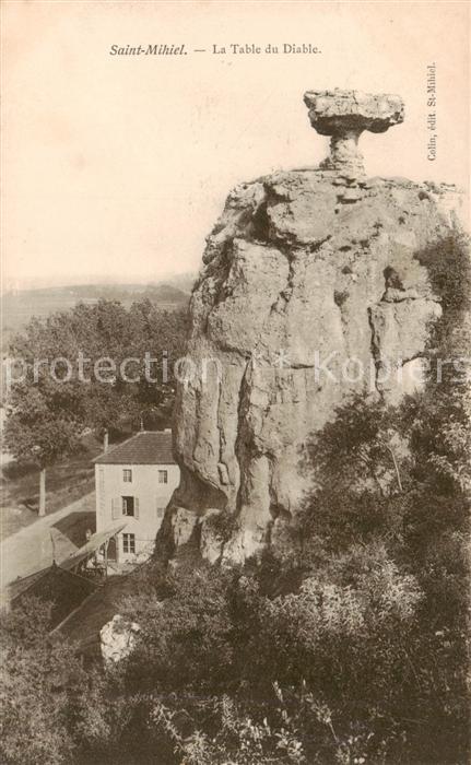 Saint-Mihiel 55 La Table du Diable Felsformation