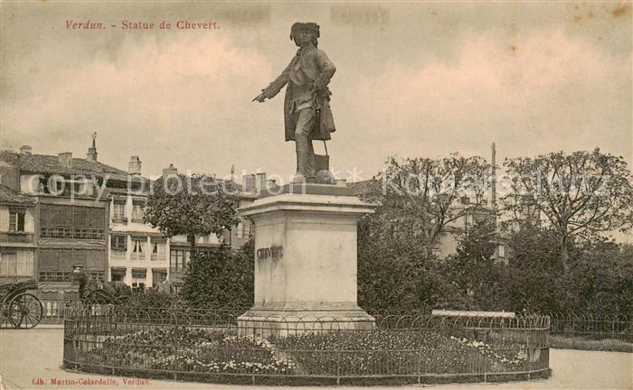 Verdun  55 Meuse Statue de Chevert Monument