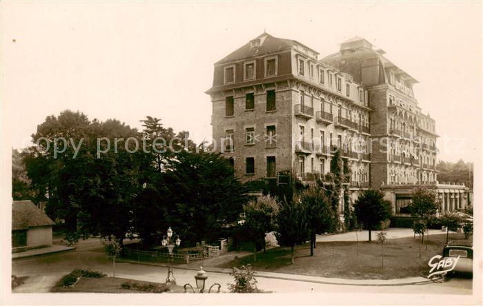 La Baule sur Mer La-Baule-les-Pins 44 Le Square et l’Hotel Royal