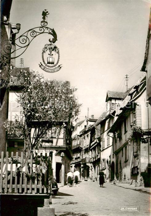 Riquewihr Haut Rhin Rue du General de Gaulle vieille ville