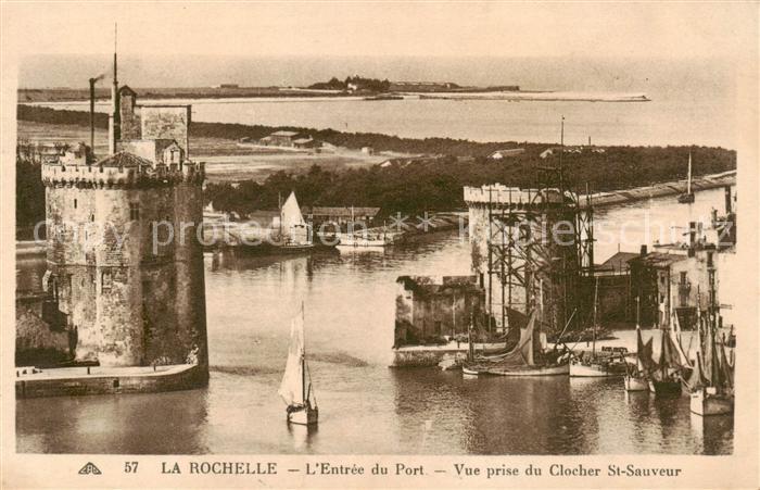 La Rochelle 17 Entree du Port Vue prise du Clocher St Sauveur