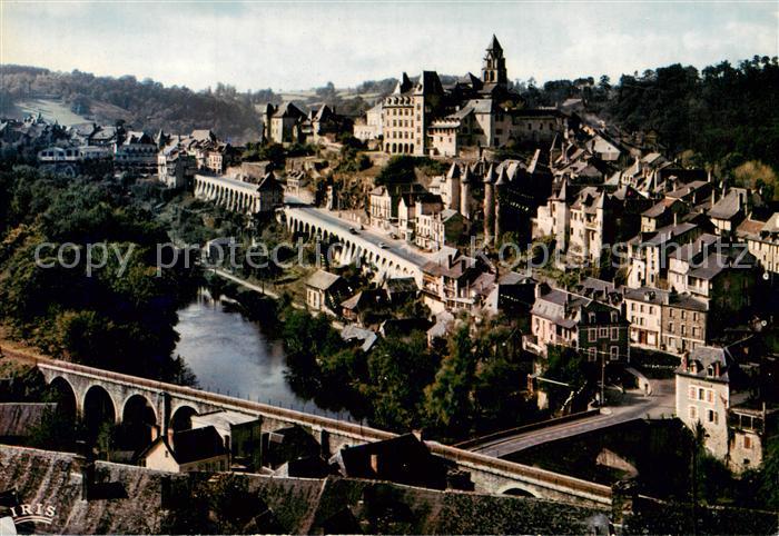 Uzerche Vue generale de la Cite batie su un promentoire dominant la Vezere