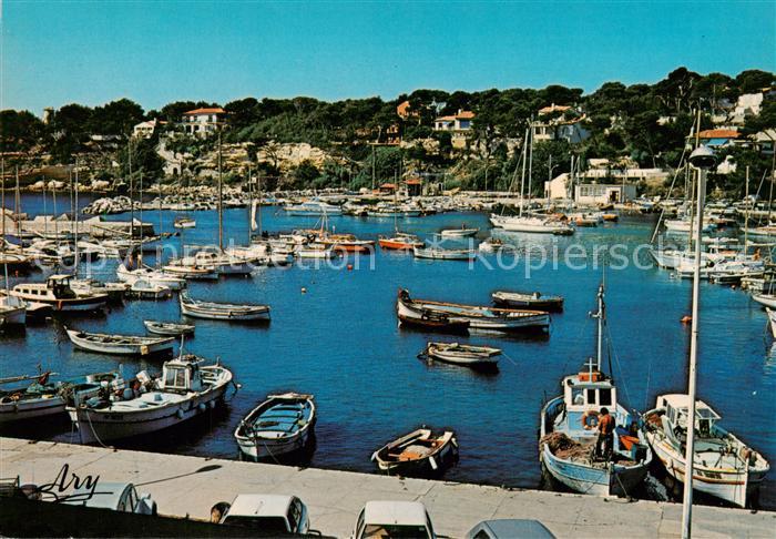 Carry-le-Rouet 13 Le Port de peche et la villa L’Oustau de la Mar Residence de F