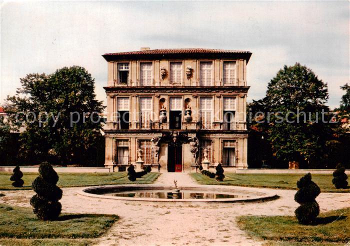 Aix-en-Provence 13 Pavillon de Vendome et jardin a la Francaise