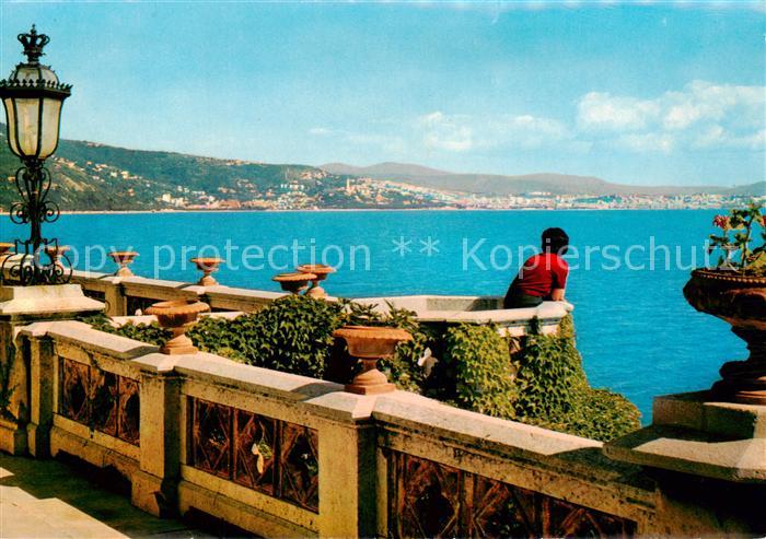 Trieste Triest IT Parco di Miramare Schlossterrasse Panorama