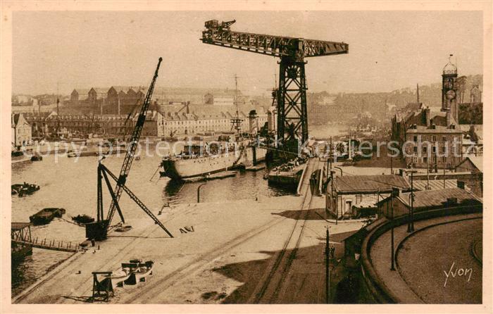 Brest 29 Le  Port Militaire