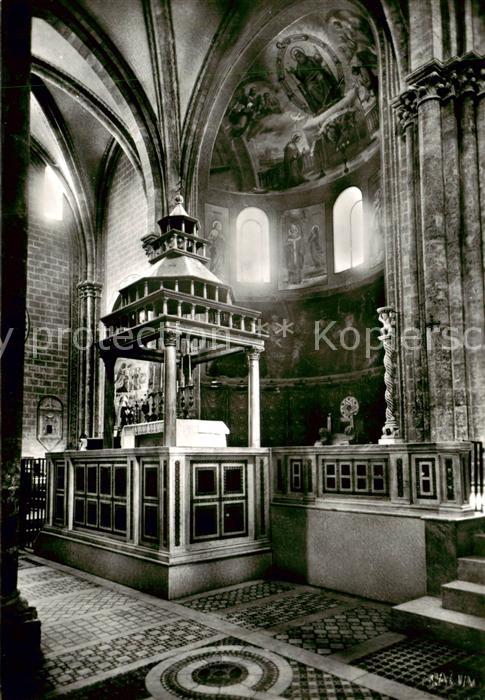 Anagni IT Cattedrale Interno del transetto