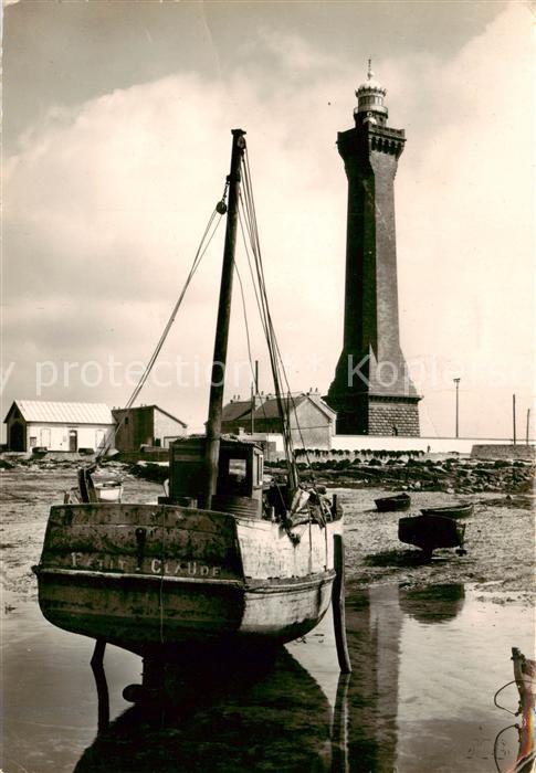 Saint Pierre Penmarch Le Phare d’Eckmuehl vu du Port