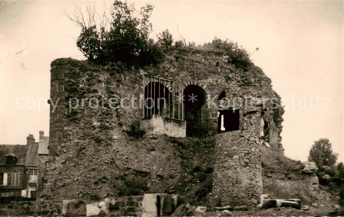 Conde-sur-Noireau Les ruines du Chateau