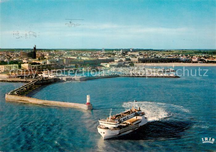 Royan 17 Le Port et l’eglise vus du ciel Au premier plan le Bac