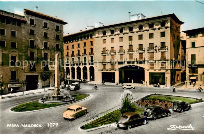 Palma de Mallorca ES Strassenpartie Brunnen