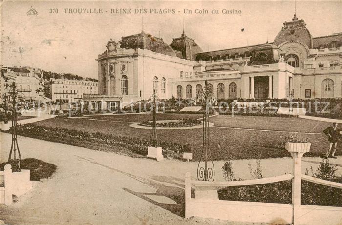 Trouville-sur-Mer Reine des Plages Un Coin du Casino