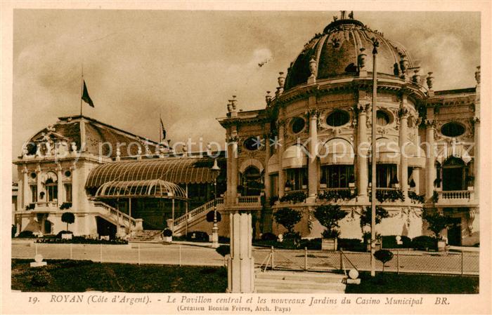 Royan 17 Le Pavillon central et les nouveaux Jardins du Casino Municipal