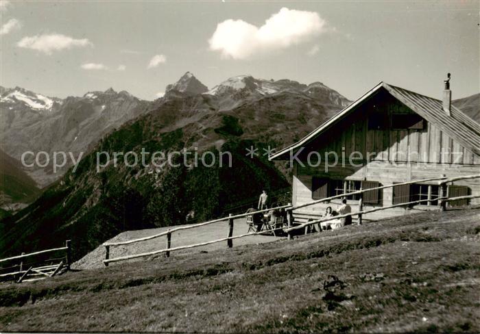Gossensass Suedtirol IT Schutzhaus Huehnerspiel