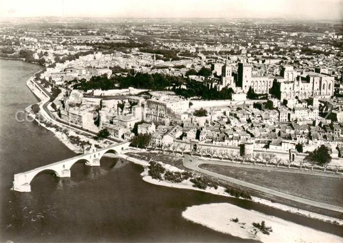 Avignon 84 Vaucluse Le Palais des Papes Le Pont Saint Benezet Vue aerienne
