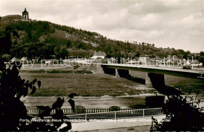 Porta Westfalica Neue Weserbruecke Wittekindsberg mit Kaiser Wilhelm Denkmal