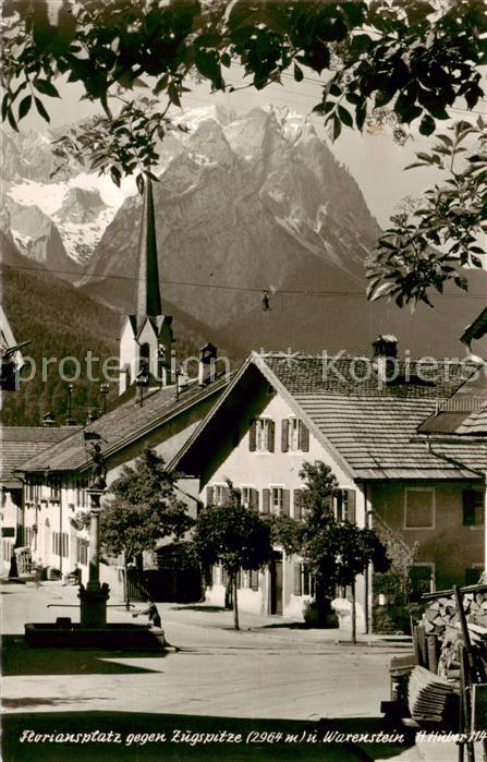 Waxensteine 3696m Grainau Floriansplatz mit Zugspitze