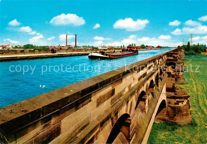 Minden  Westfalen Weser Mittellandkanal Bruecke ueber die Weser