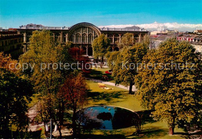 Turin  Torino IT Luci ed ambre su Porta Nuova