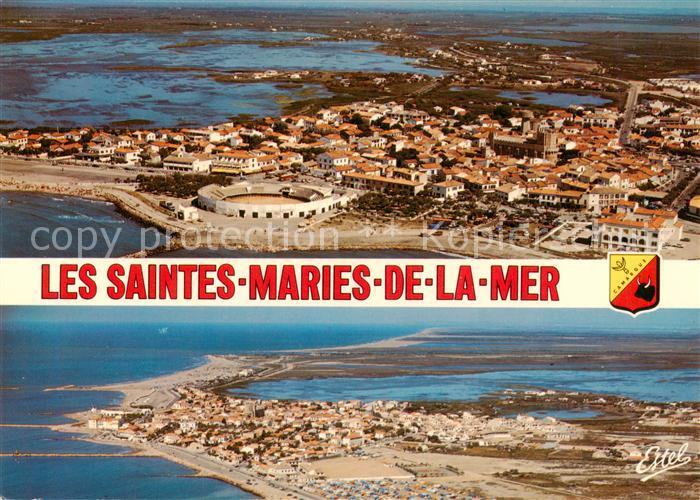Les Saintes-Maries-de-la-Mer Les arenes l’eglise et les marais Vue aerienne