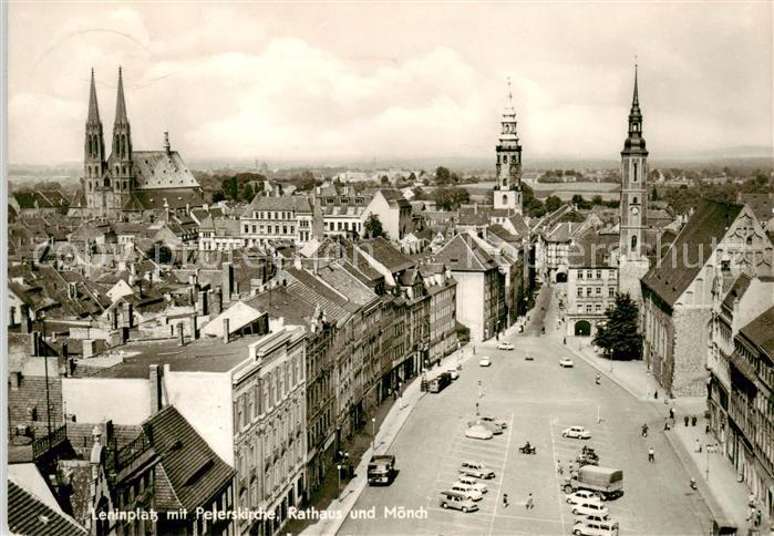 Goerlitz  Sachsen Leninplatz mit Peterskirche Rathaus und Moench