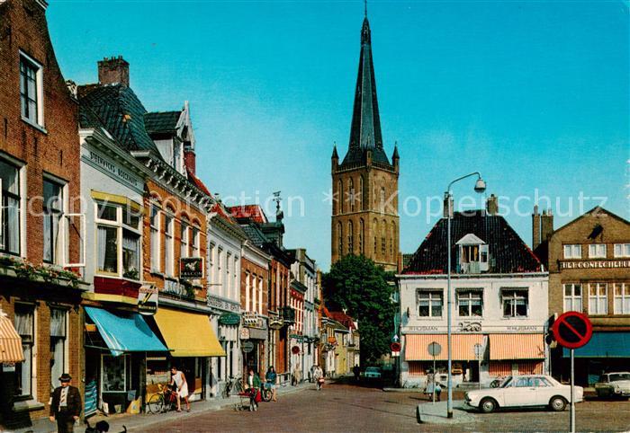 Steenwijk Markt met Nederlands Hervormde Kerk