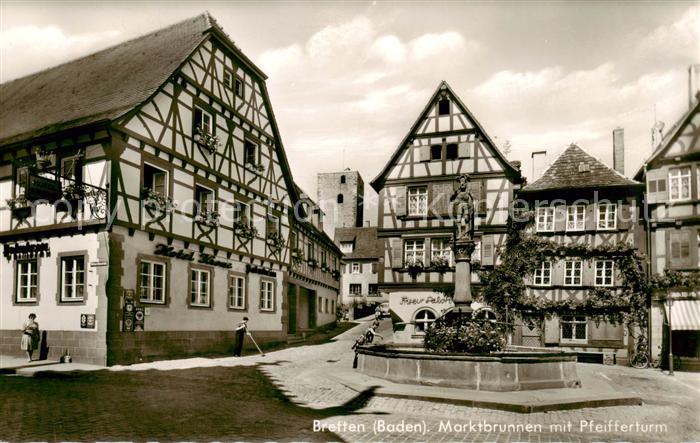 Bretten Baden Marktbrunnen mit Pfeifferturm