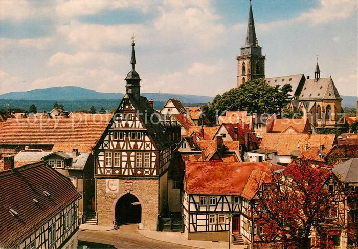 Oberursel Taunus Marktkurs und Kath Kirche mit Taunuspanorama