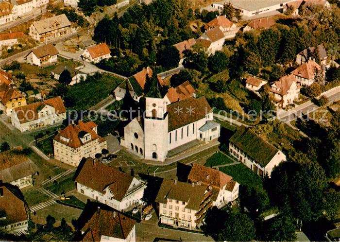 Lenzkirch Hochschwarzwald BW Fliegeraufnahme mit Kirche und Ortsmitte