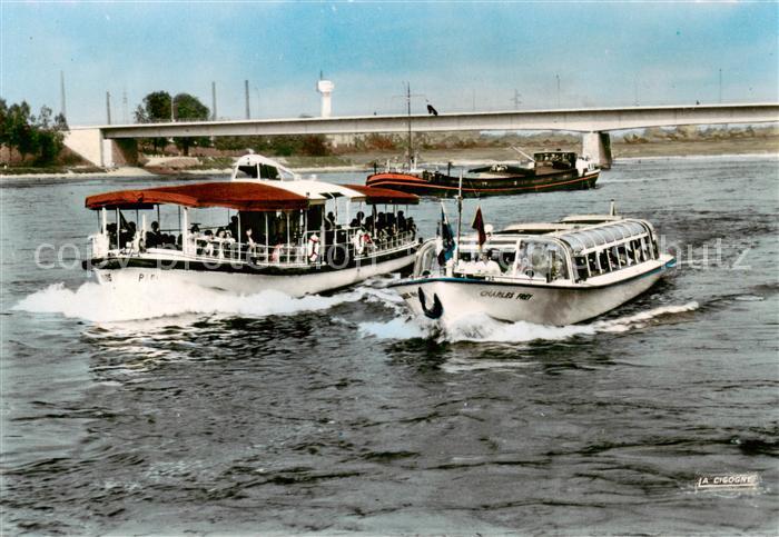 Strasbourg 67 Alsace Les vedettes du Port Autonome sur le Rhin Le Pont de l'Euro