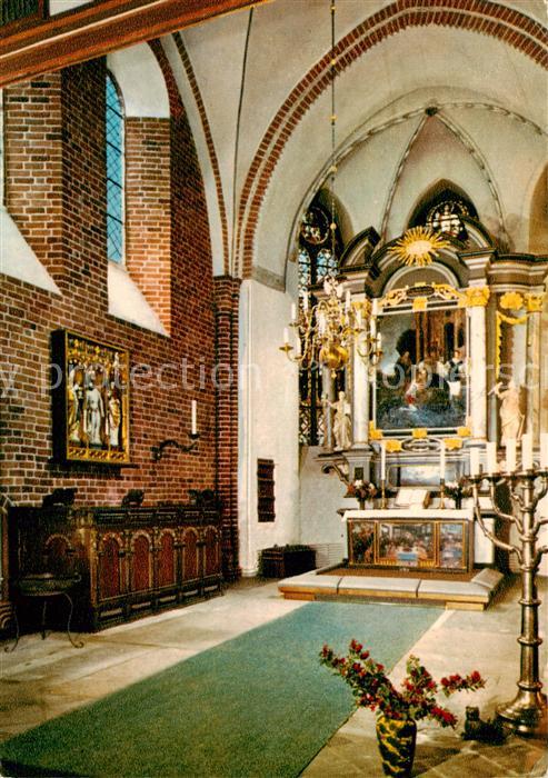 Moelln  Lauenburg St Nicolai Kirche Altarraum mit Altarschrein